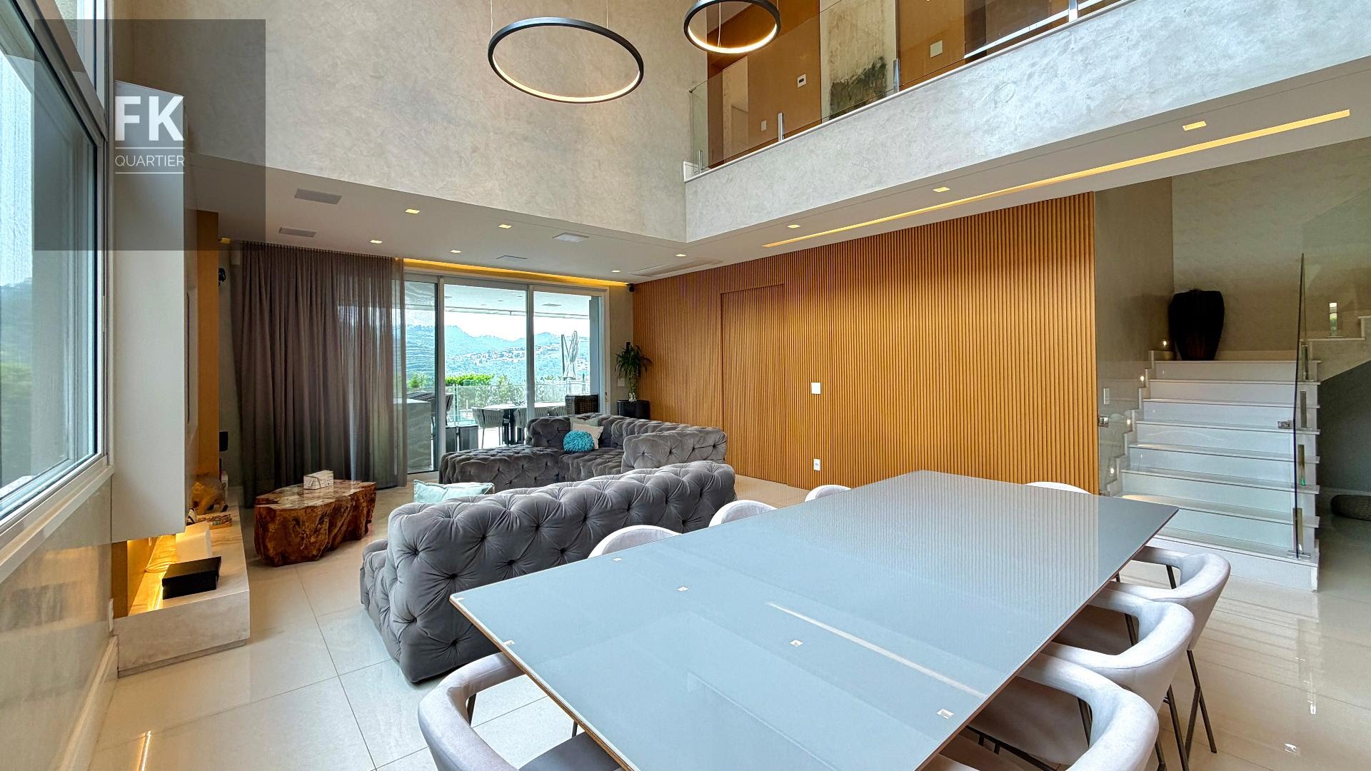 Casa à venda com 4 quartos, 4 suítes, 4 vagas e 410m² no Alphaville, Santana de Parnaíba (SP) — foto 2 de 30