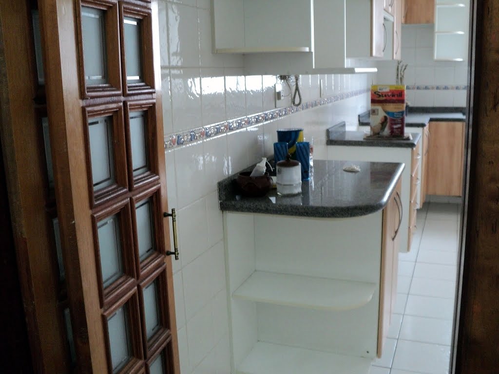 Cozinha com armários