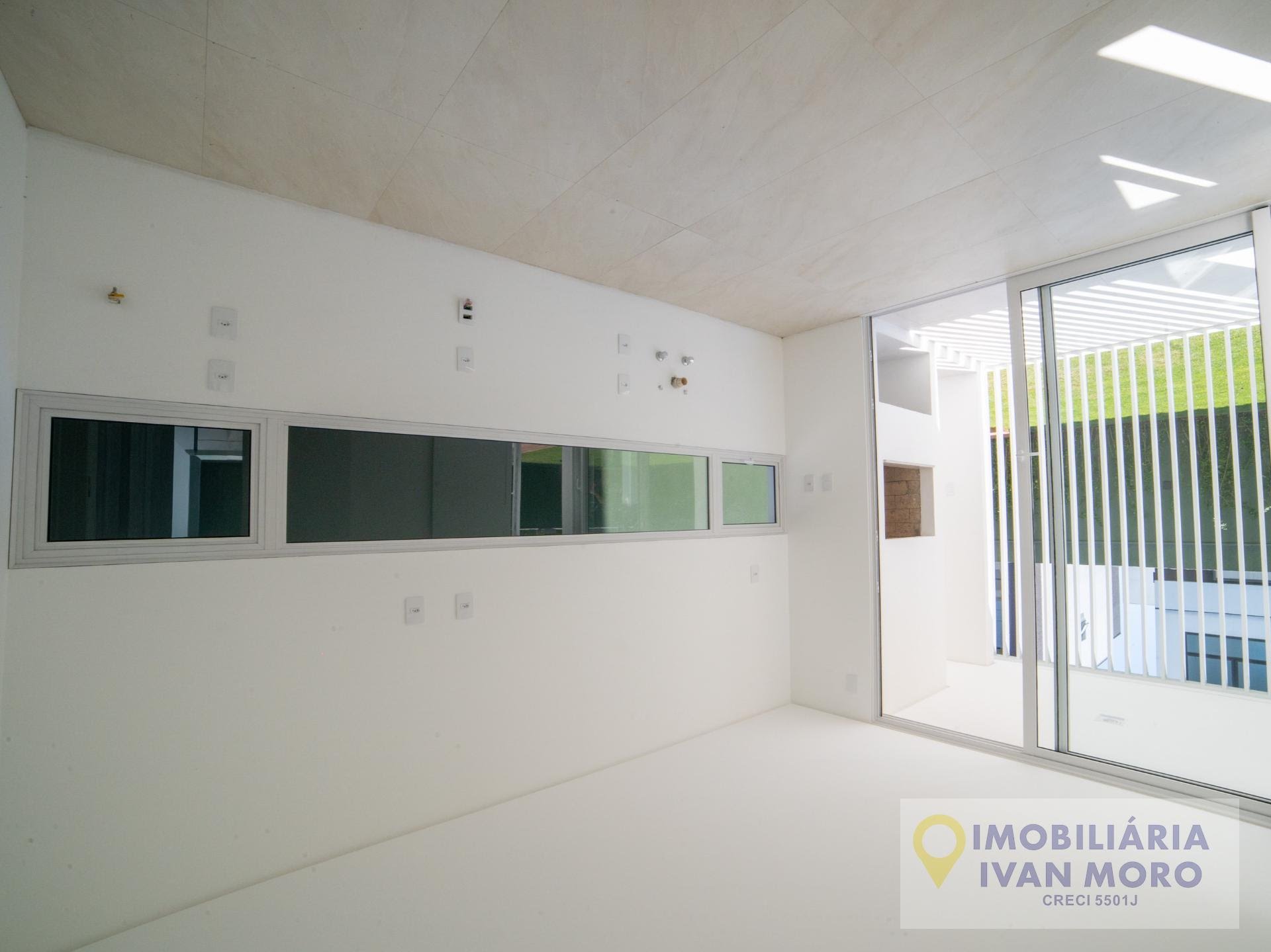 Casa à venda com 4 quartos, 4 suítes, 6 vagas e 297m² no São João do Rio Vermelho, Florianópolis (SC) — foto 10 de 30