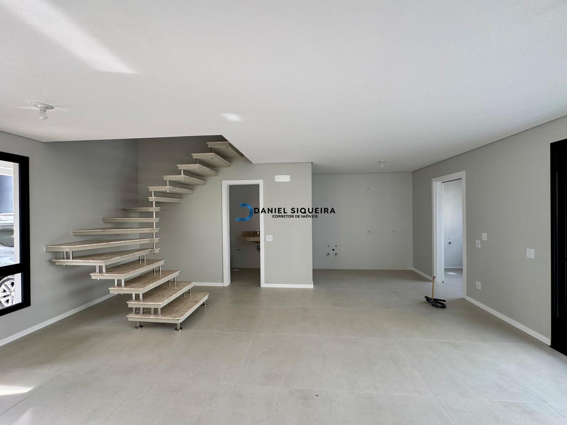 Casa à venda com 3 quartos, 1 suíte, 2 vagas e 189m² no Bairro Deltaville, Biguaçu (SC) — foto 5 de 28