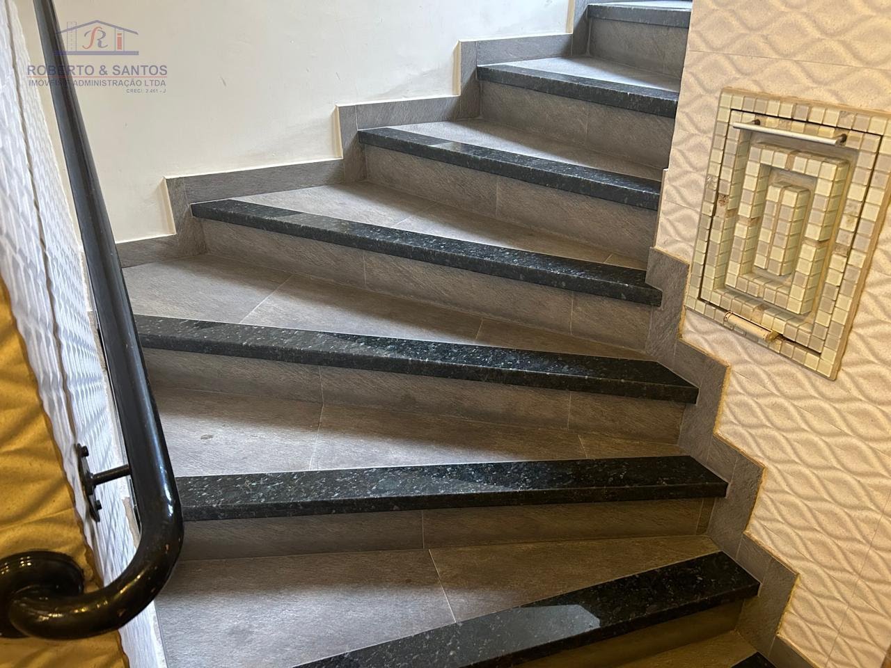 Escadas de acesso
