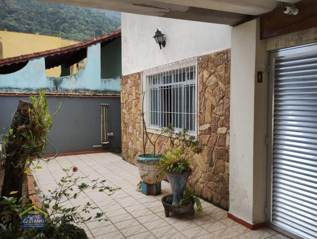 Casa à venda com 3 quartos, 1 suíte, 5 vagas e 116m² no Cidade das Crianças, Praia Grande (SP) — foto 3 de 25