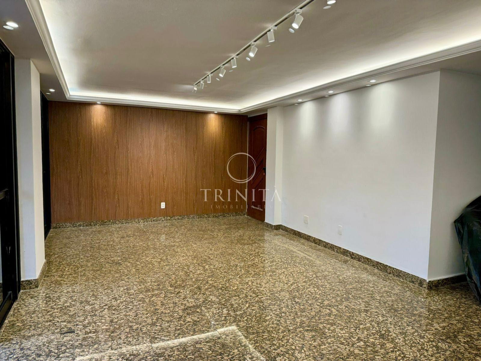 sala-trinitaimobiliaria-recreiodosbandeirantes