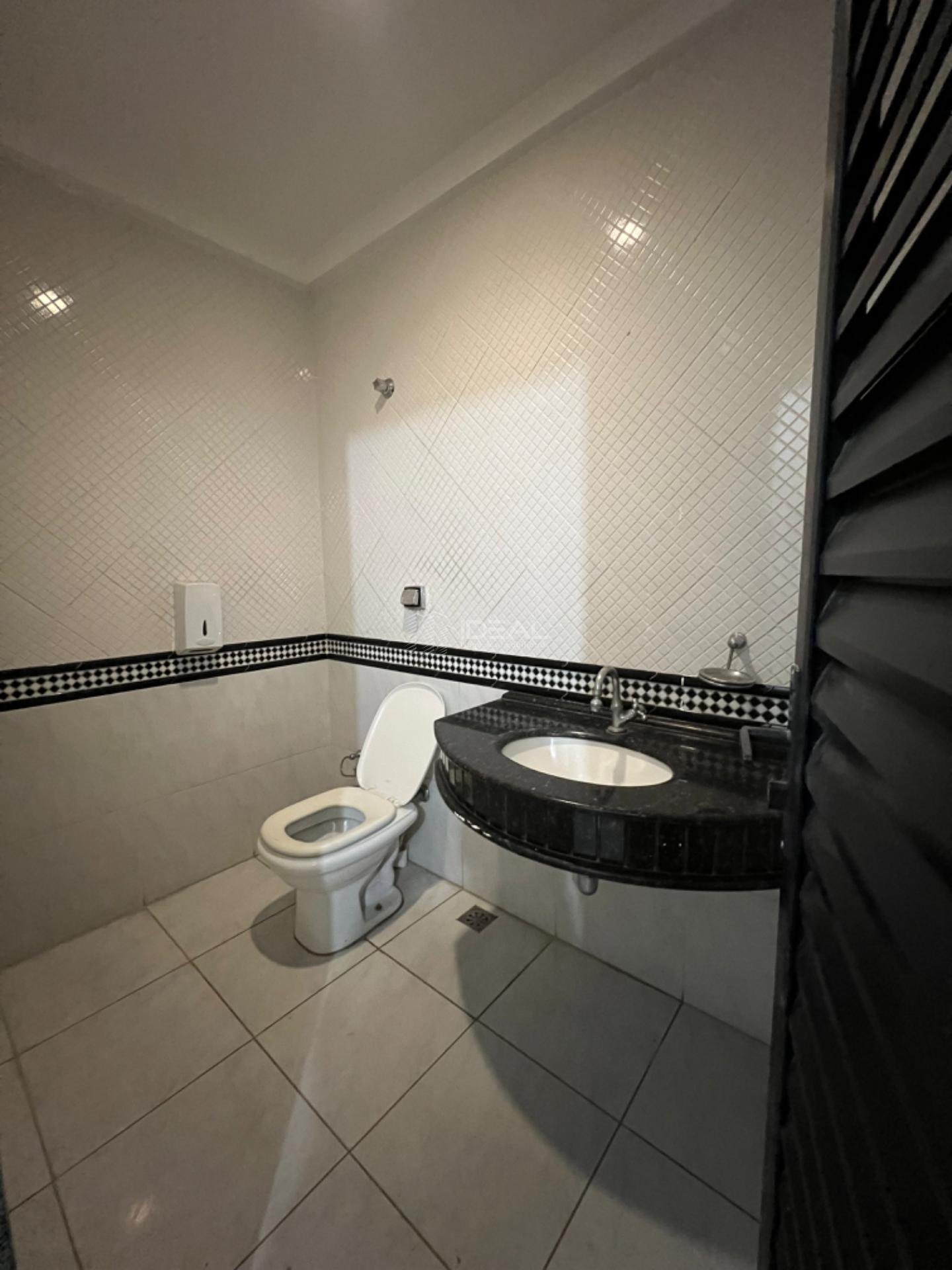 Comercial à venda com 4 banheiros e 1200m² no Parque Joquei Club, Campos dos Goytacazes (RJ) — foto 24 de 30
