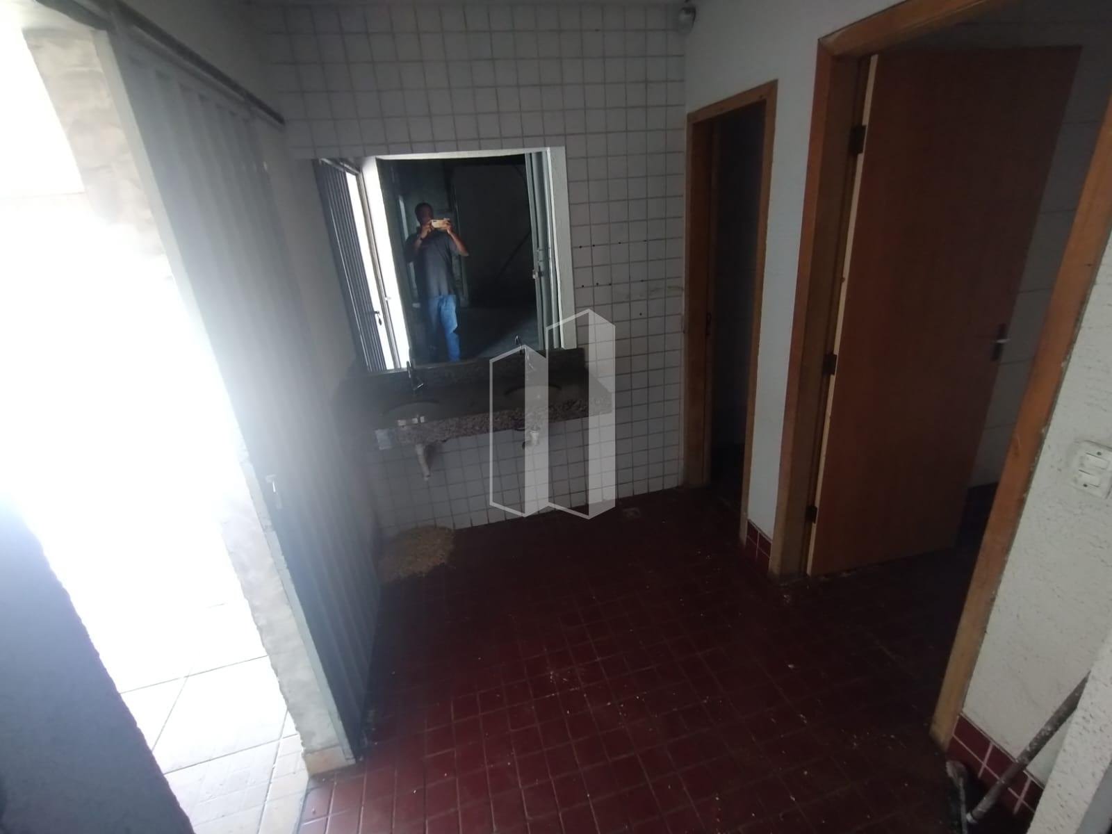 Comercial para alugar com 3 banheiros e 242m² no Parque Anhanguera, Goiânia (GO) — foto 22 de 30