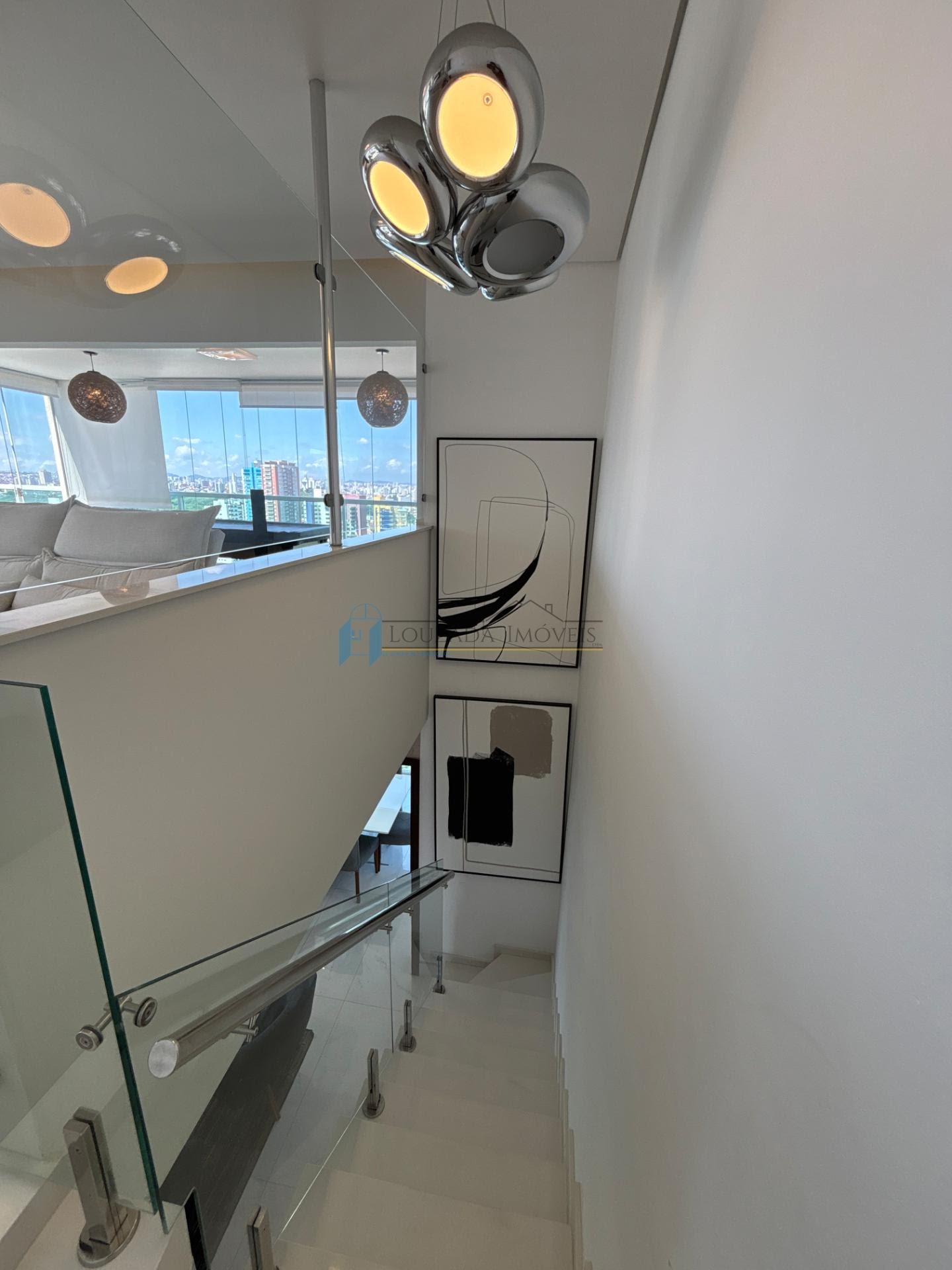 Escada de acesso ao Duplex