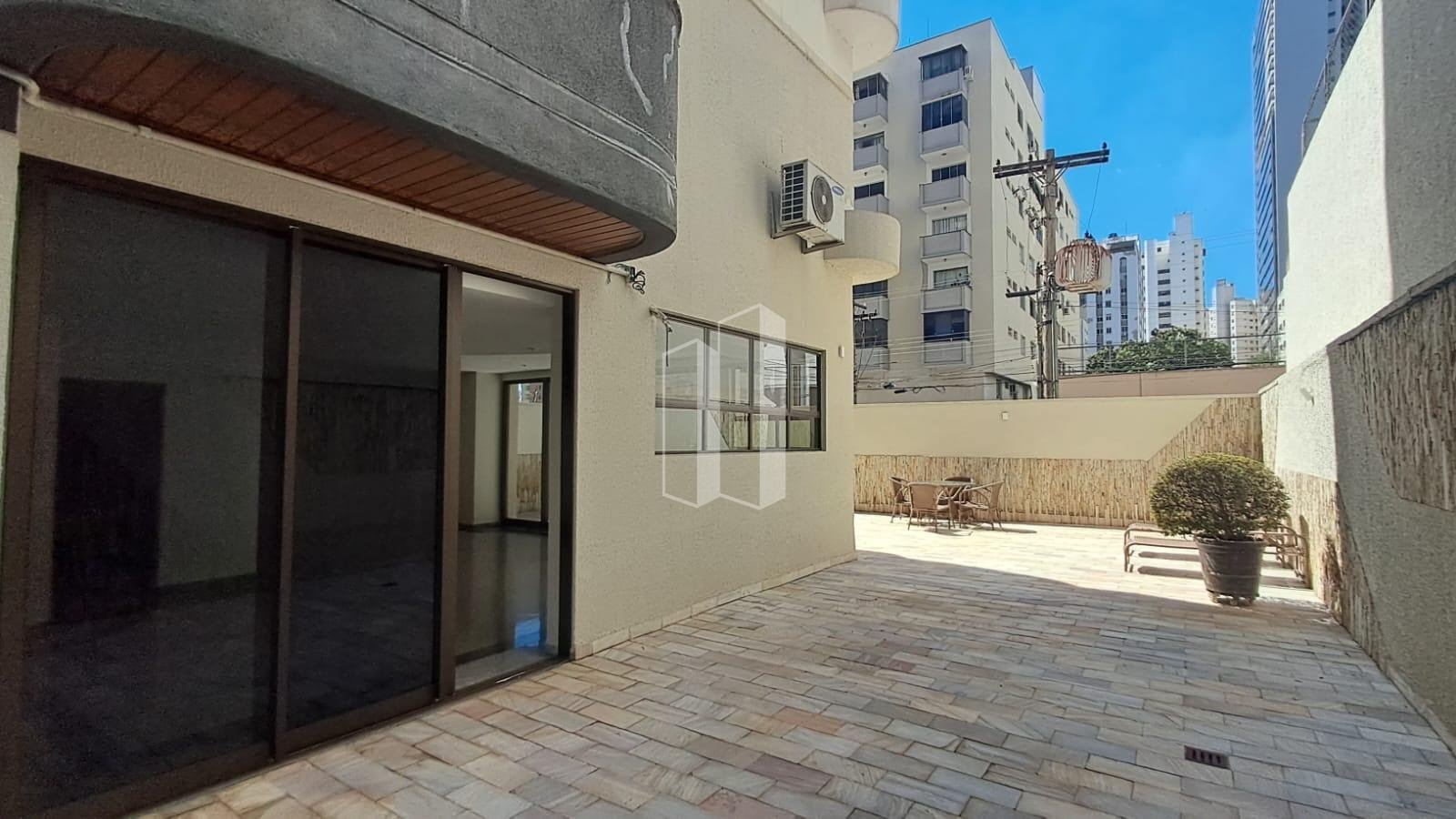 Apartamento à venda com 4 quartos, 2 suítes, 2 vagas e 209m² no Setor Oeste, Goiânia (GO) — foto 10 de 14