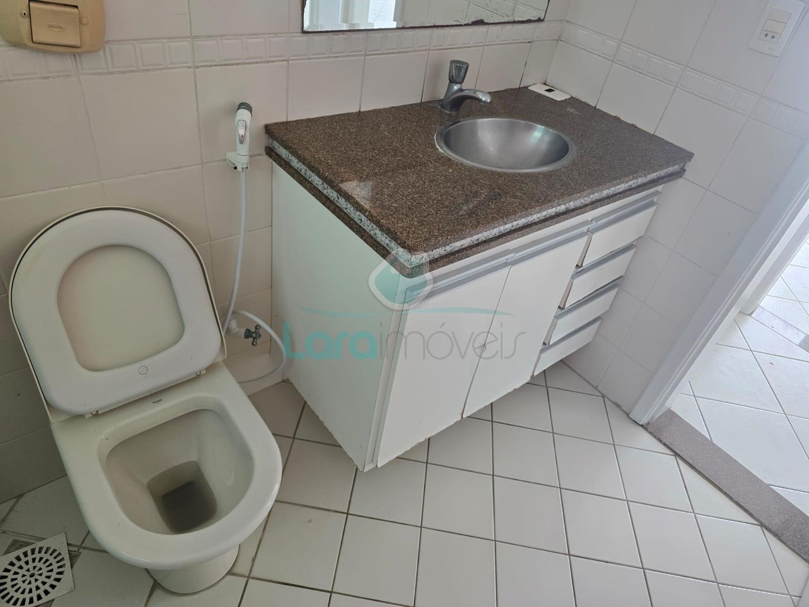 Apartamento para alugar com 4 quartos, 1 suíte, 2 vagas e 120m² no Cavaleiros, Macaé (RJ) — foto 17 de 18