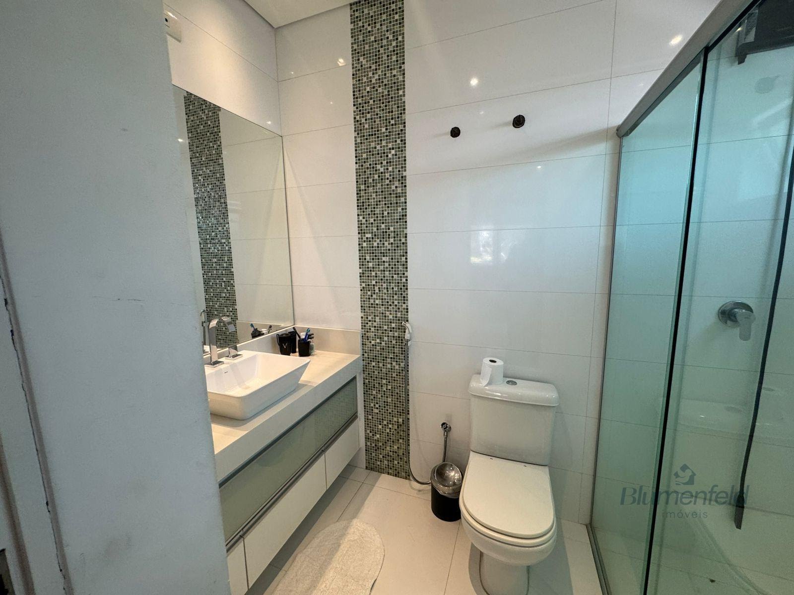 Casa à venda com 4 quartos, 4 suítes, 3 vagas e 344m² no Condomínio Real Park, Arujá (SP) — foto 16 de 18