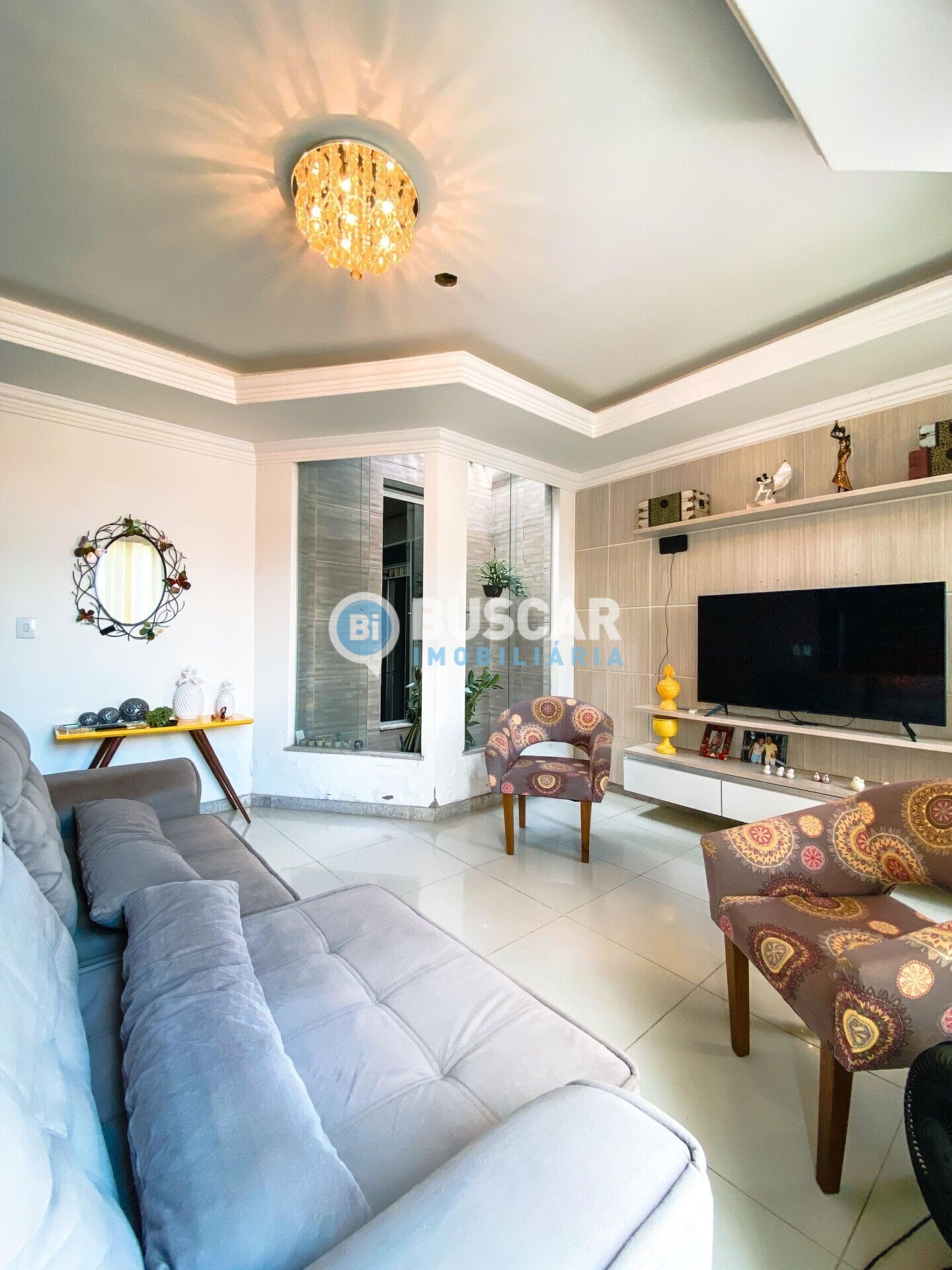 Casa à venda com 5 quartos, 5 suítes, 2 vagas e 300m² no Capuchinhos, Feira de Santana (BA) — foto 2 de 26