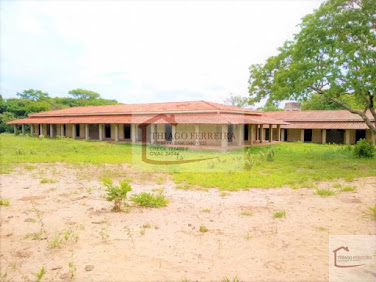 Hotel em Área Rural  -  Santa Rita do Passa Quatro