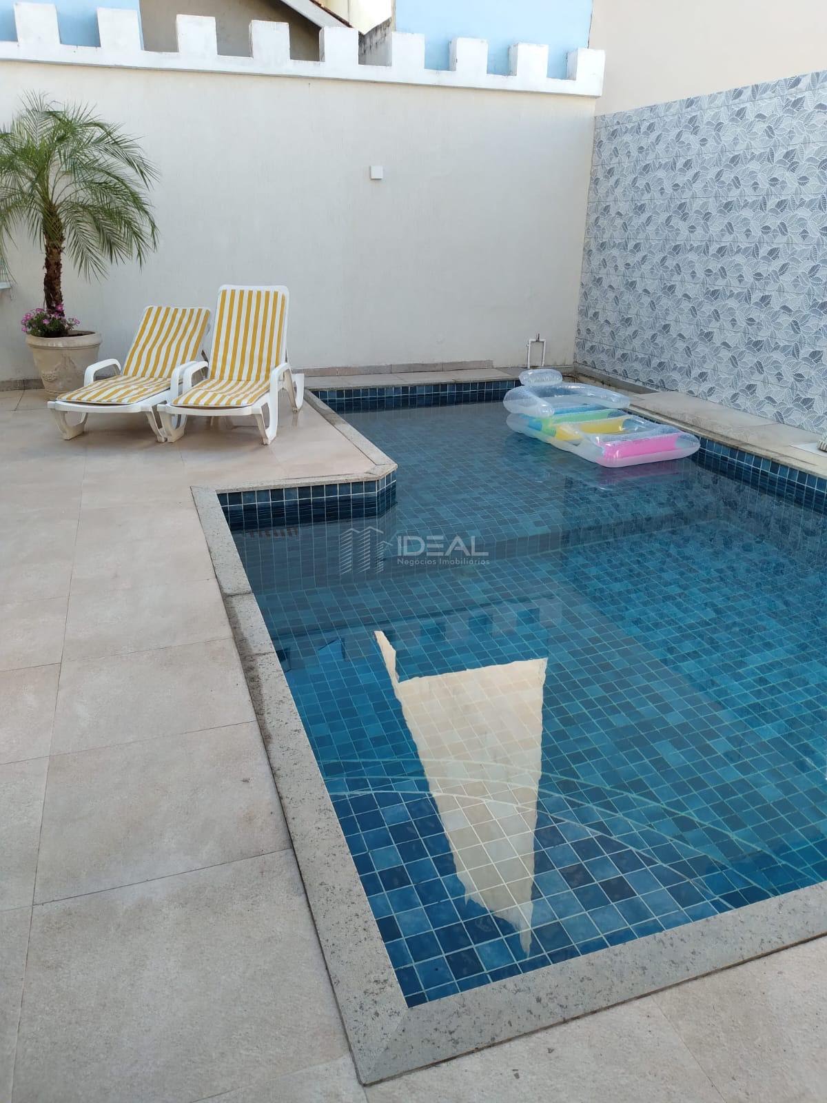 Casa à venda com 5 quartos, 3 suítes, 3 vagas e 448m² no Jardim Flamboyant, Campos dos Goytacazes (RJ) — foto 14 de 18