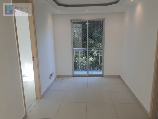 Apartamento em Jardim São Domingos  -  Guarulhos