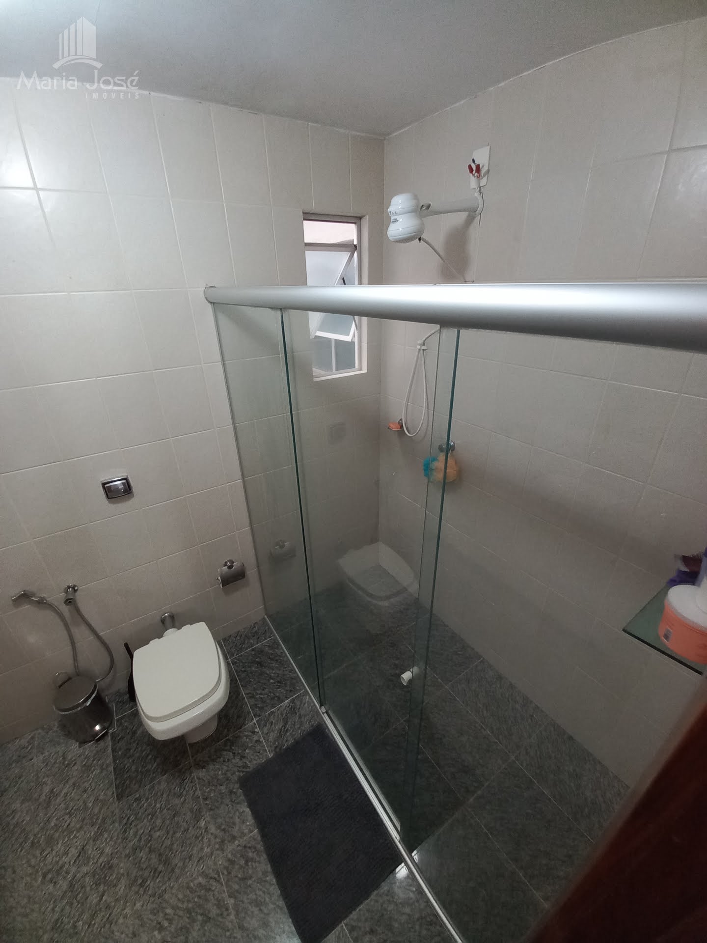 Apartamento à venda com 3 quartos, 1 suíte, 2 vagas e 142m² no Santa Helena, Sete Lagoas (MG) — foto 22 de 24