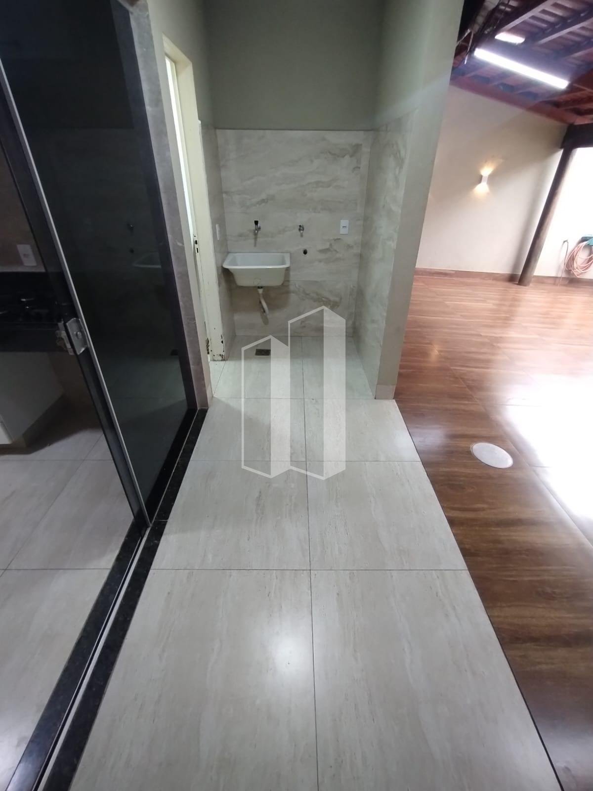Casa para alugar com 4 quartos, 1 suíte, 2 vagas e 200m² no Parque Anhanguera, Goiânia (GO) — foto 10 de 30
