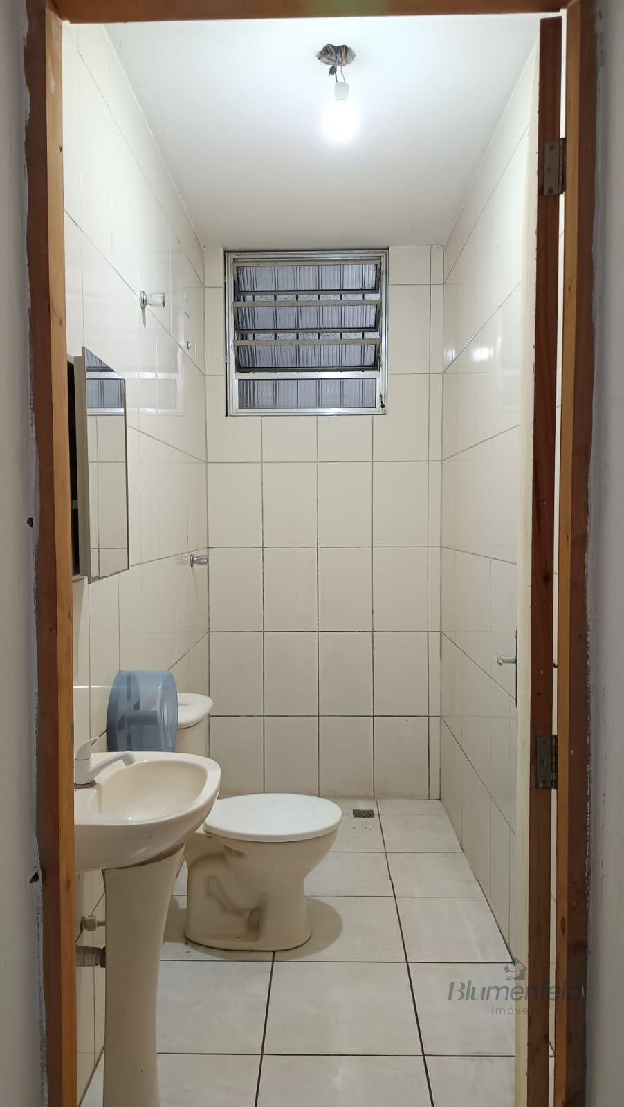 Comercial para alugar com 2 vagas e 60m² no Jardim Vitoria, Arujá (SP) — foto 8 de 9