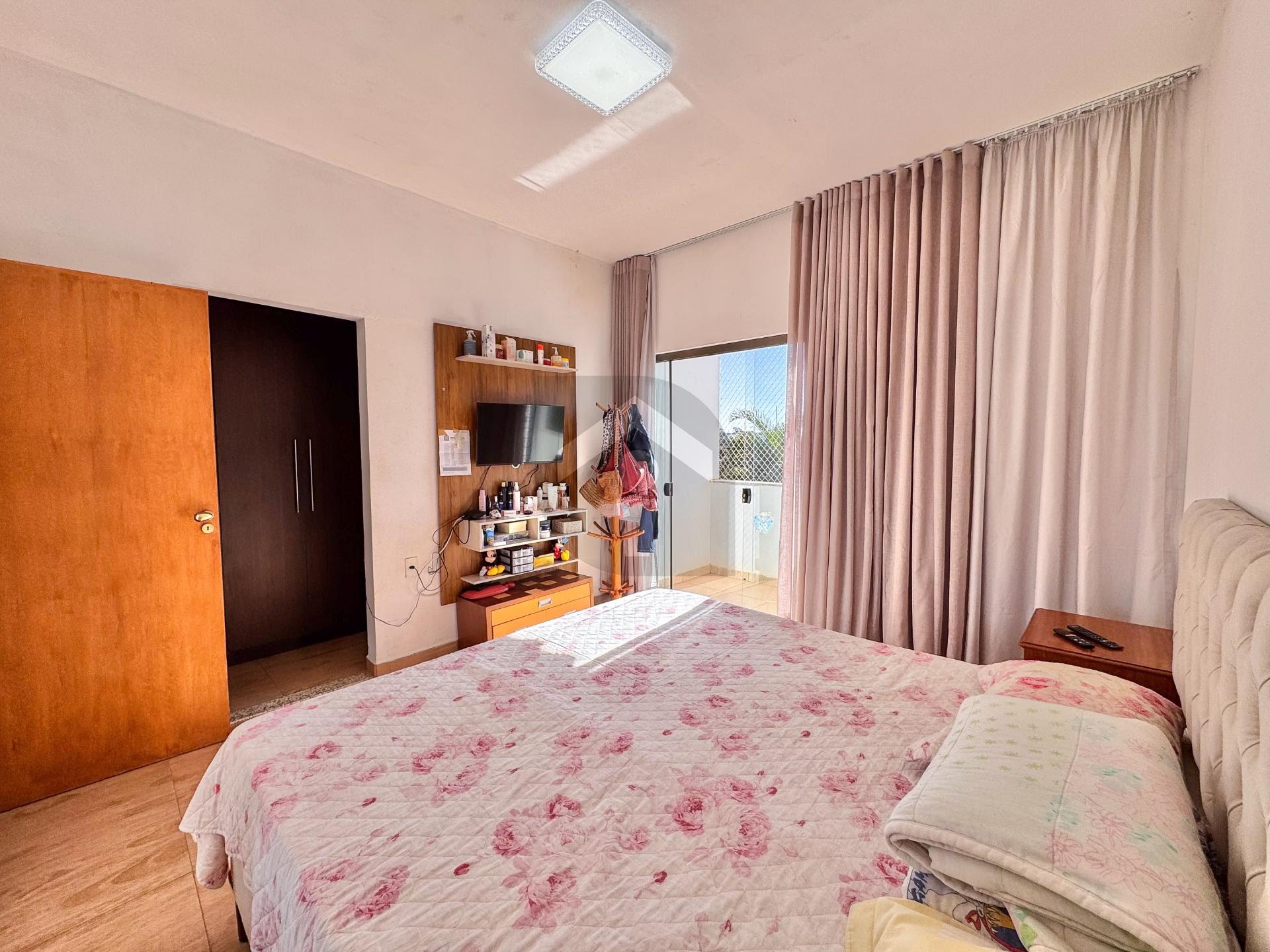 Casa, 4 quartos, 370 m² - Foto 22