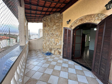 Casa para Venda em Suzano / SP no bairro Vila Nova Urupês 
