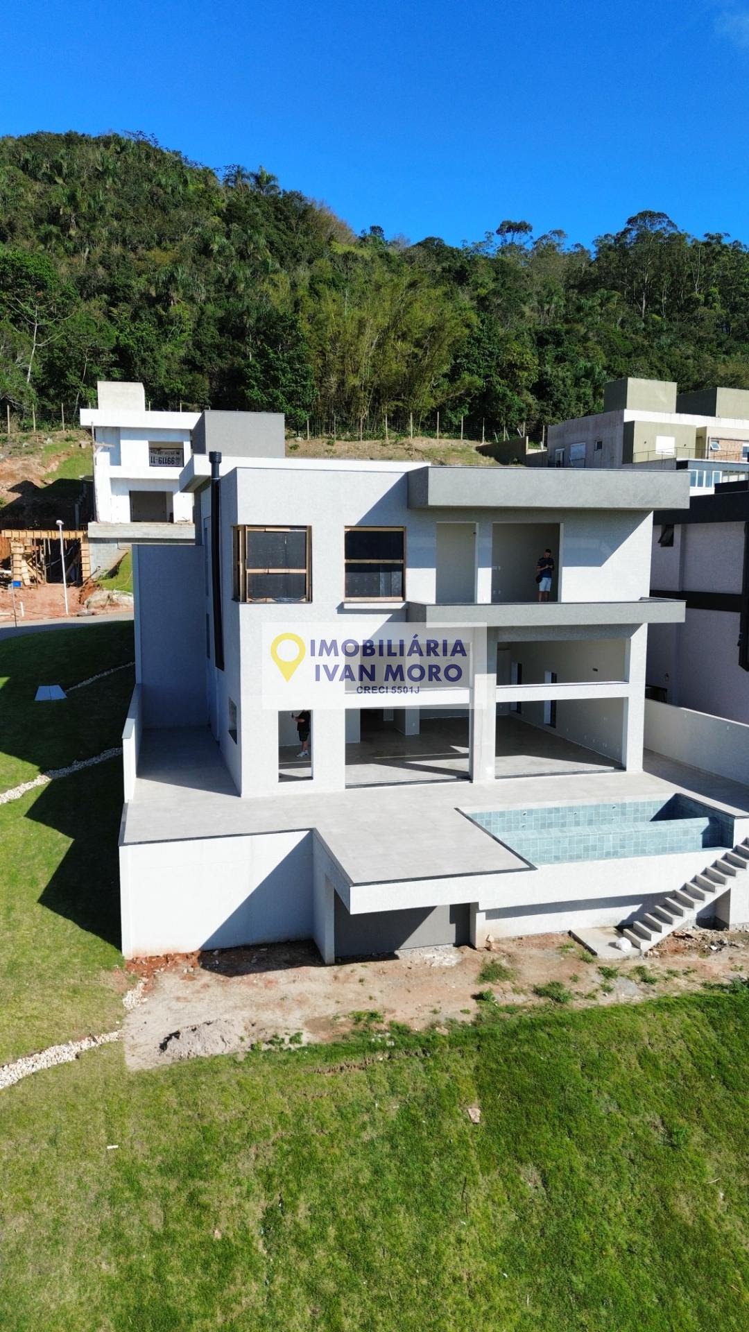 Casa à venda com 4 quartos, 4 suítes, 3 vagas e 551m² no Ingleses Norte, Florianópolis (SC) — foto 14 de 30
