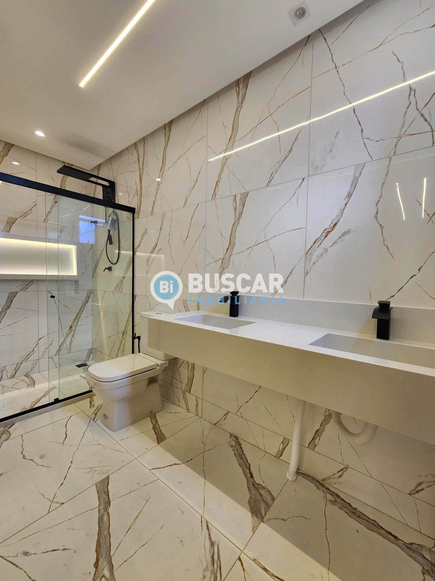 Casa à venda com 4 quartos, 4 suítes, 4 vagas e 307m² no Sim, Feira de Santana (BA) — foto 21 de 21