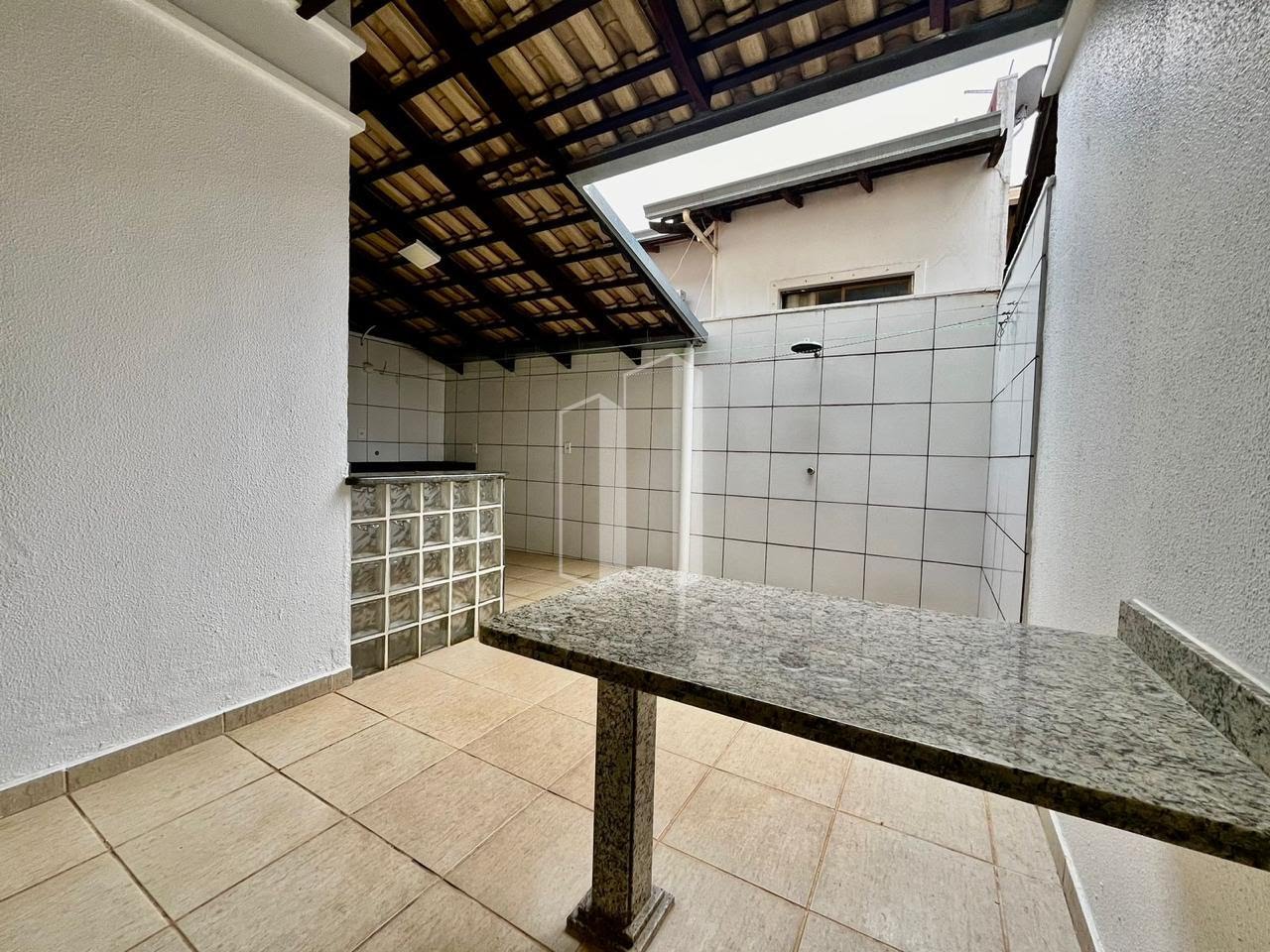 Casa à venda com 3 quartos, 1 suíte, 3 vagas e 130m² no Jardim Planalto, Goiânia (GO) — foto 24 de 30