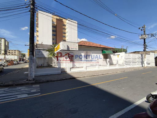 Casa comercial no Centro  -  Coronel Fabriciano