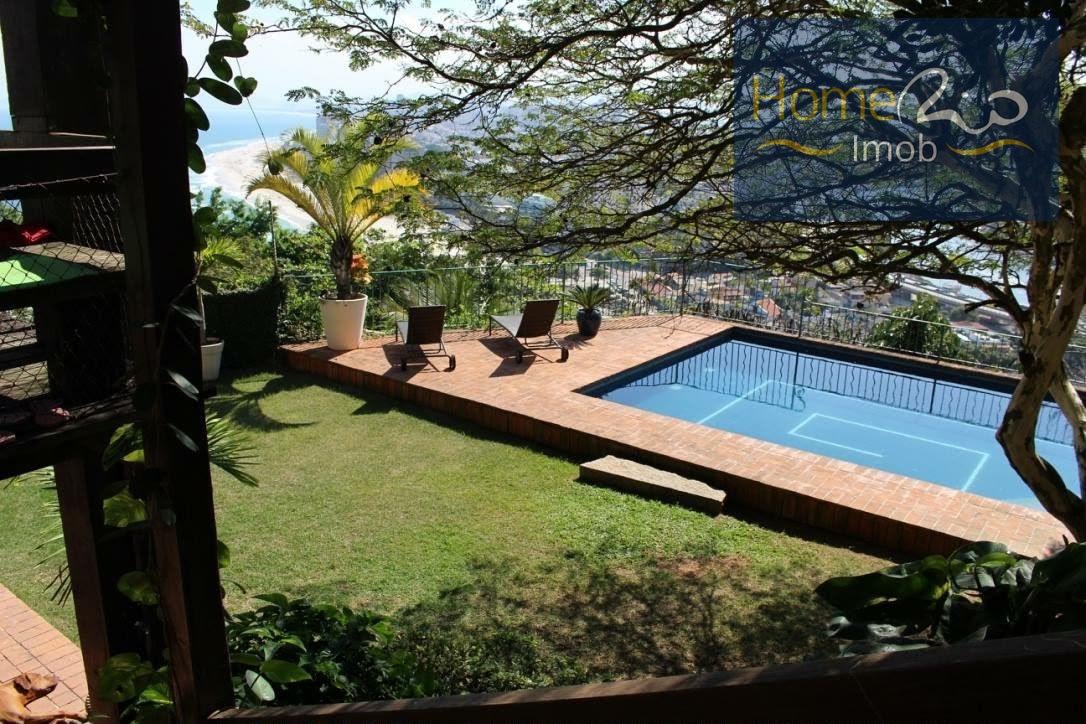 Casa para alugar com 5 quartos, 4 banheiros e 398m² no Joá, Rio de Janeiro — foto principal