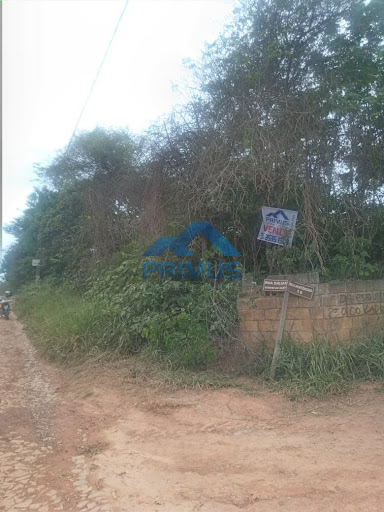 LOTE ESQUINA COM A RUA HORTÊNCIA