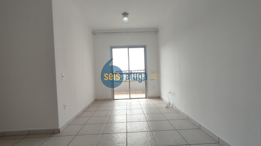 Apartamento com 3 Quartos e 2 banheiros à Venda, 78 m² por R$ 445.000