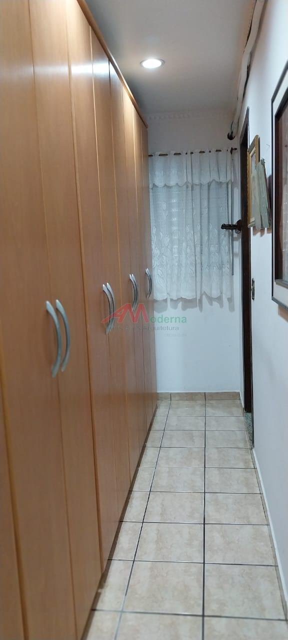 Casa à venda com 3 quartos, 2 suítes, 2 vagas e 200m² no Jordanópolis, São Bernardo do Campo (SP) — foto 13 de 30