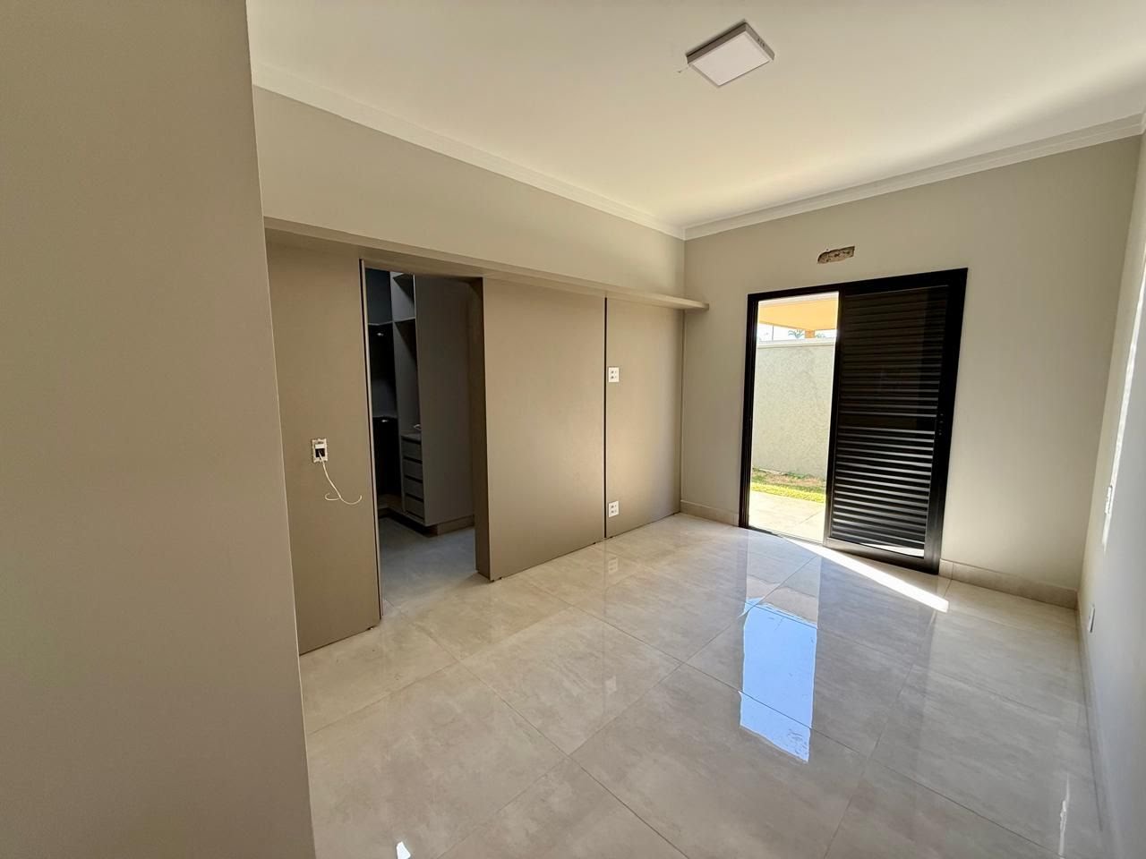 Casa à venda com 3 quartos, 3 suítes, 4 vagas e 160m² no Residencial Jatobá, Ribeirão Preto (SP) — foto 14 de 28
