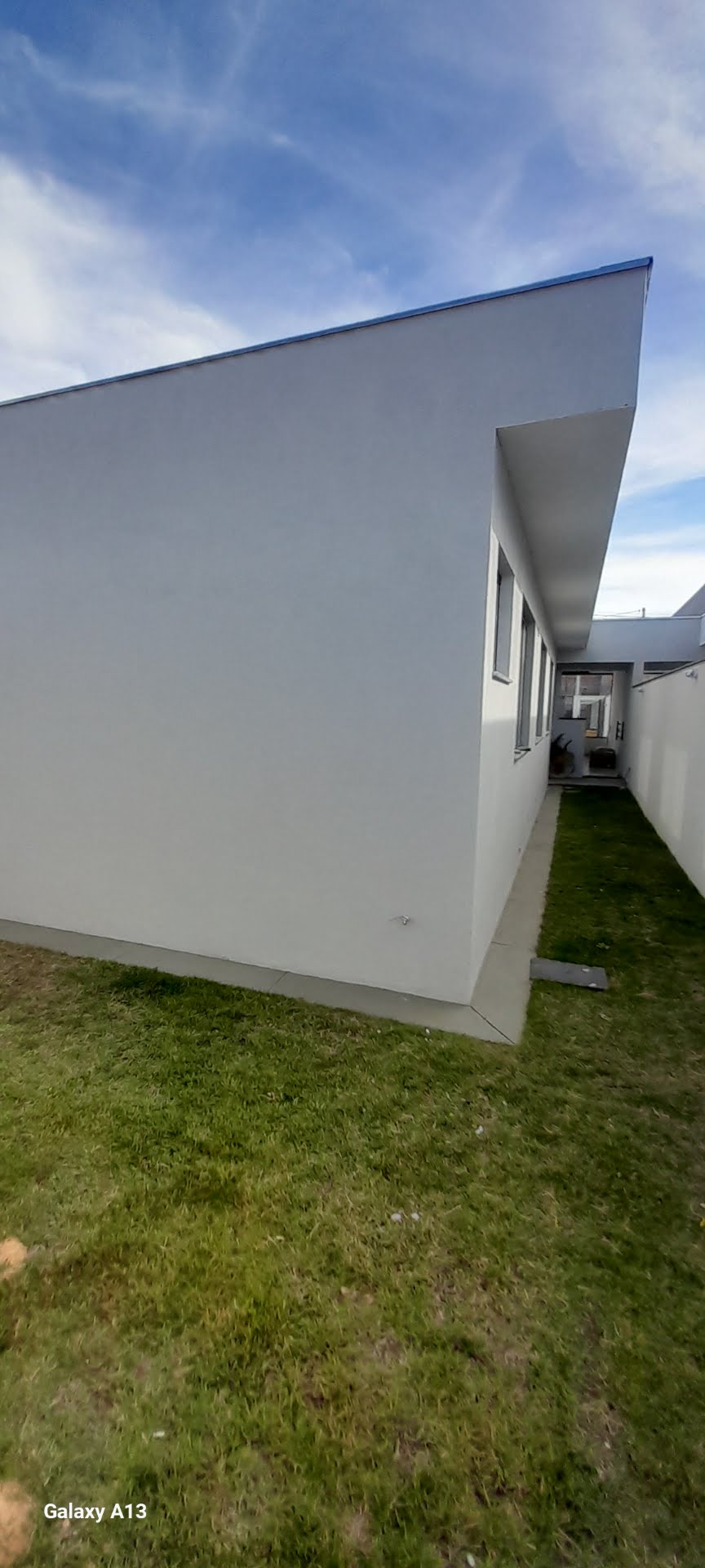 Casa à venda com 3 quartos, 1 suíte, 2 vagas e 105m² no Novo Centro, Santa Luzia (MG) — foto 2 de 23