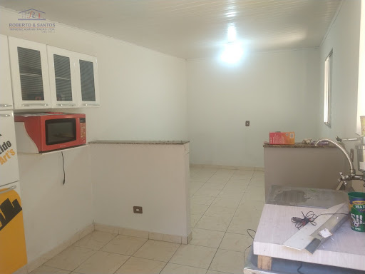 Edícula com sala e cozinha
