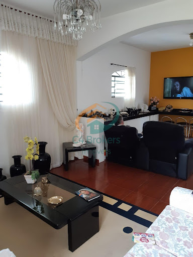 Sobrado em Rua em Vista Alegre  -  Arujá