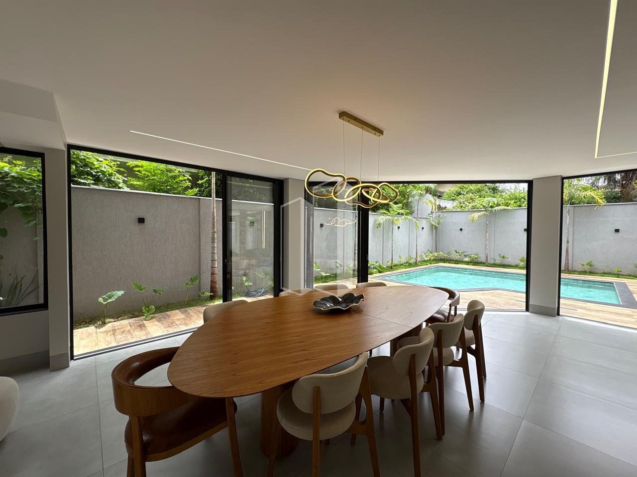 Casa à venda com 3 quartos, 3 suítes, 4 vagas e 286m² no Jardins Madri, Goiânia (GO) — foto 7 de 30