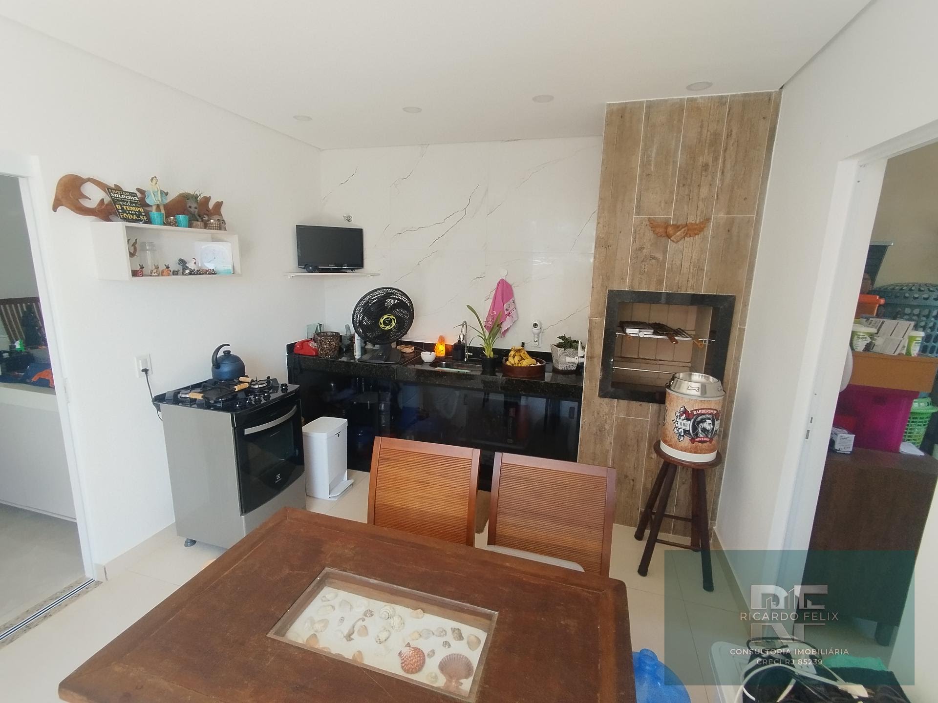 Casa à venda com 3 quartos, 2 suítes, 4 vagas e 475m² no Extensão do Bosque, Rio das Ostras (RJ) — foto 15 de 27