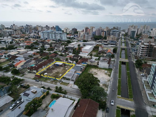 Amplo Terreno em Caiobá com Potencial Construtivo