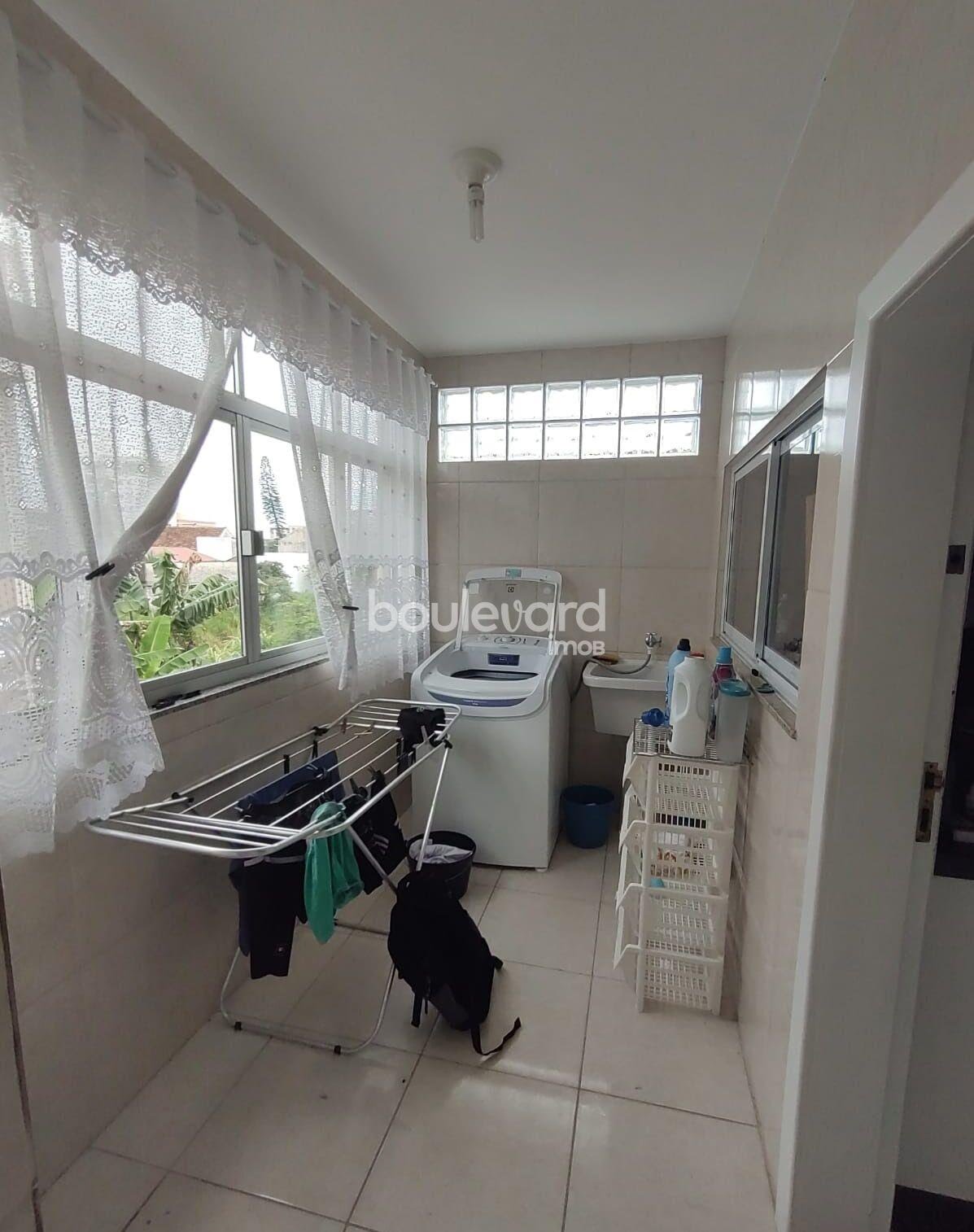 Casa à venda com 3 quartos, 2 banheiros, 4 vagas e 300m² no Jardim Atlântico, Florianópolis (SC) — foto 29 de 30