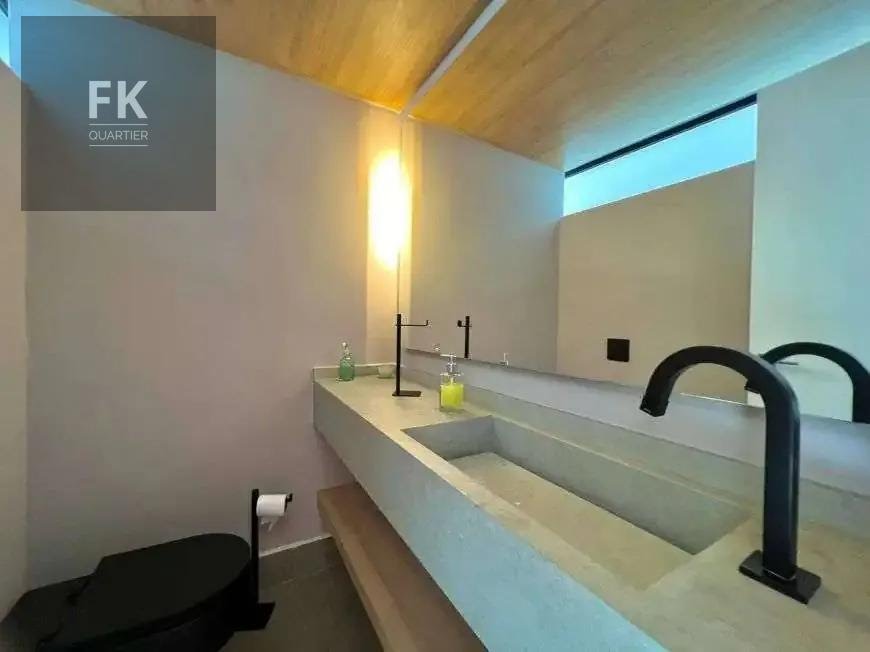 Casa à venda com 3 quartos, 3 suítes, 3 vagas e 320m² no Alphaville Residencial Dois, Barueri (SP) — foto 9 de 25