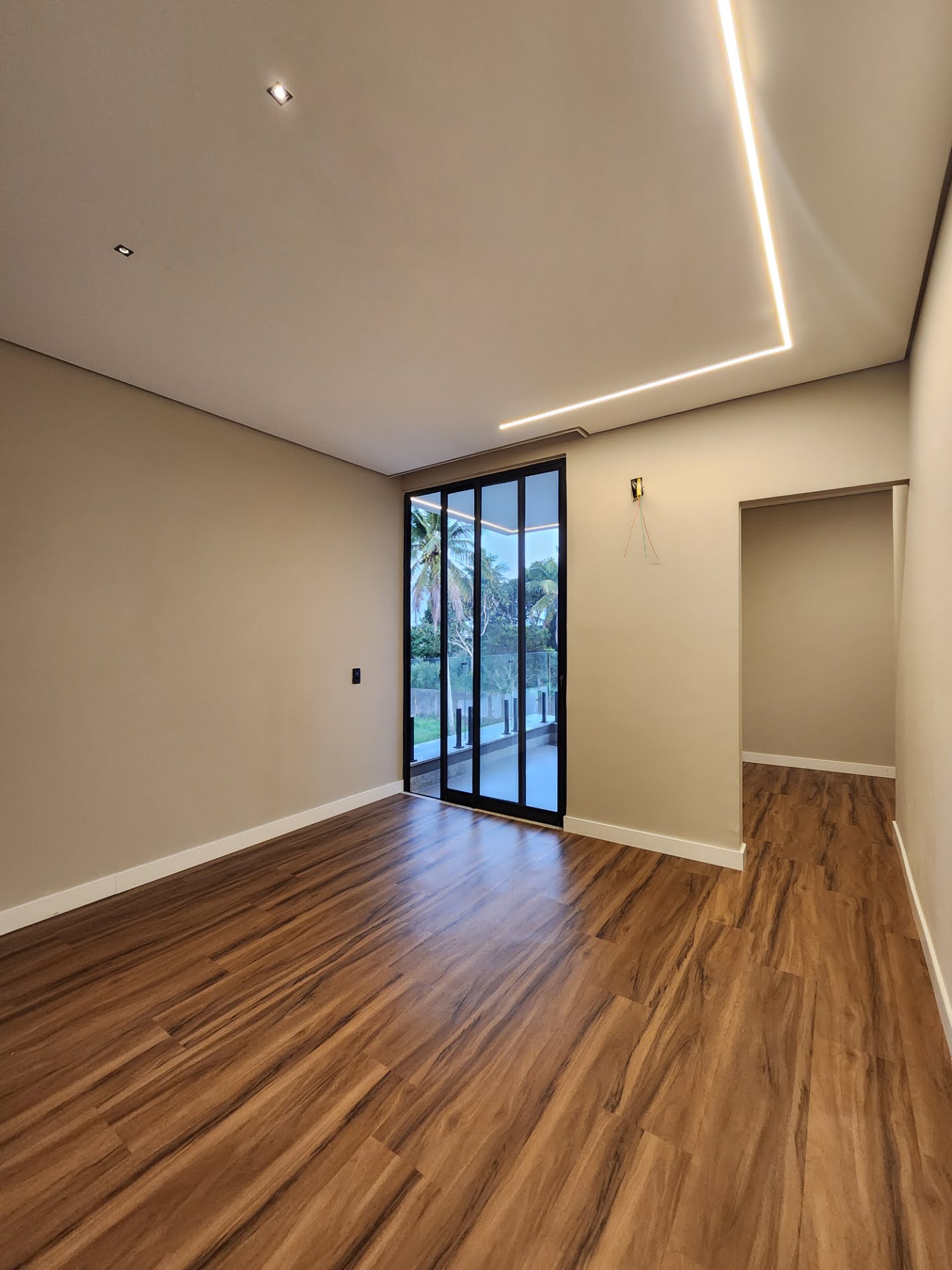 Casa à venda com 4 quartos, 3 suítes, 2 vagas e 402m² no Sim, Feira de Santana (BA) — foto 18 de 23