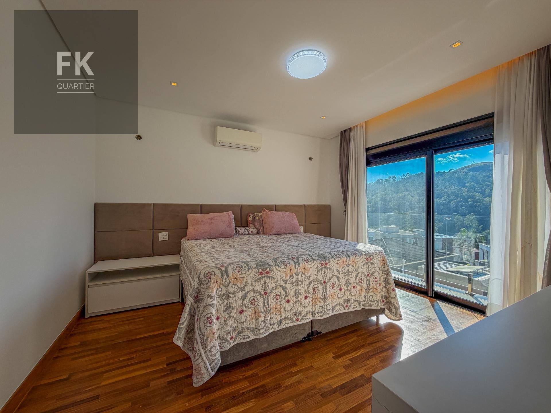Casa à venda com 4 quartos, 4 suítes, 9 vagas e 446m² no Tamboré, Barueri (SP) — foto 29 de 30
