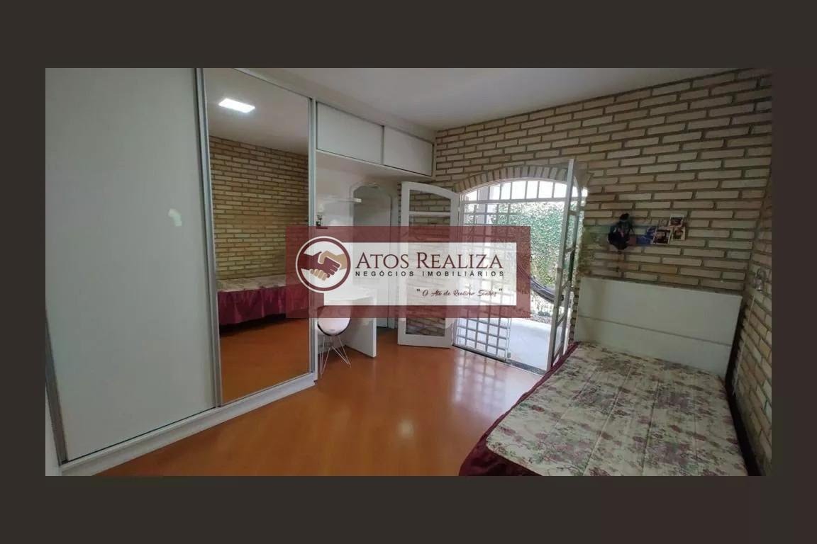 Casa à venda com 3 quartos, 1 suíte, 4 vagas e 206m² no Bolsão de Interlagos, São Paulo (SP) — foto 14 de 19