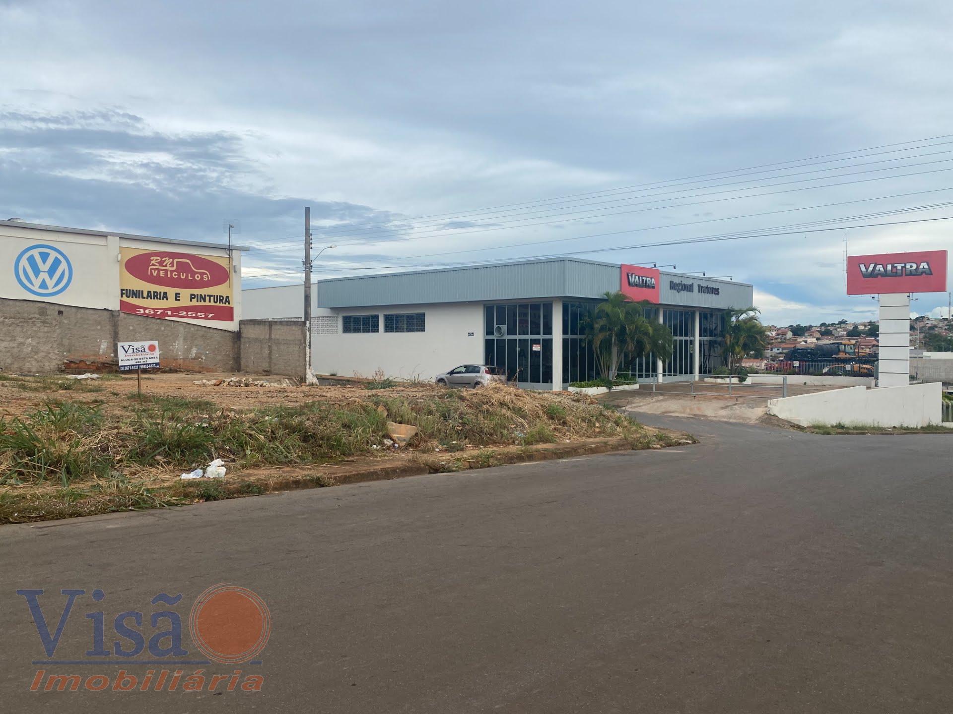 Terreno à venda com 790m² de terreno no Aparecida, Paracatu — foto principal