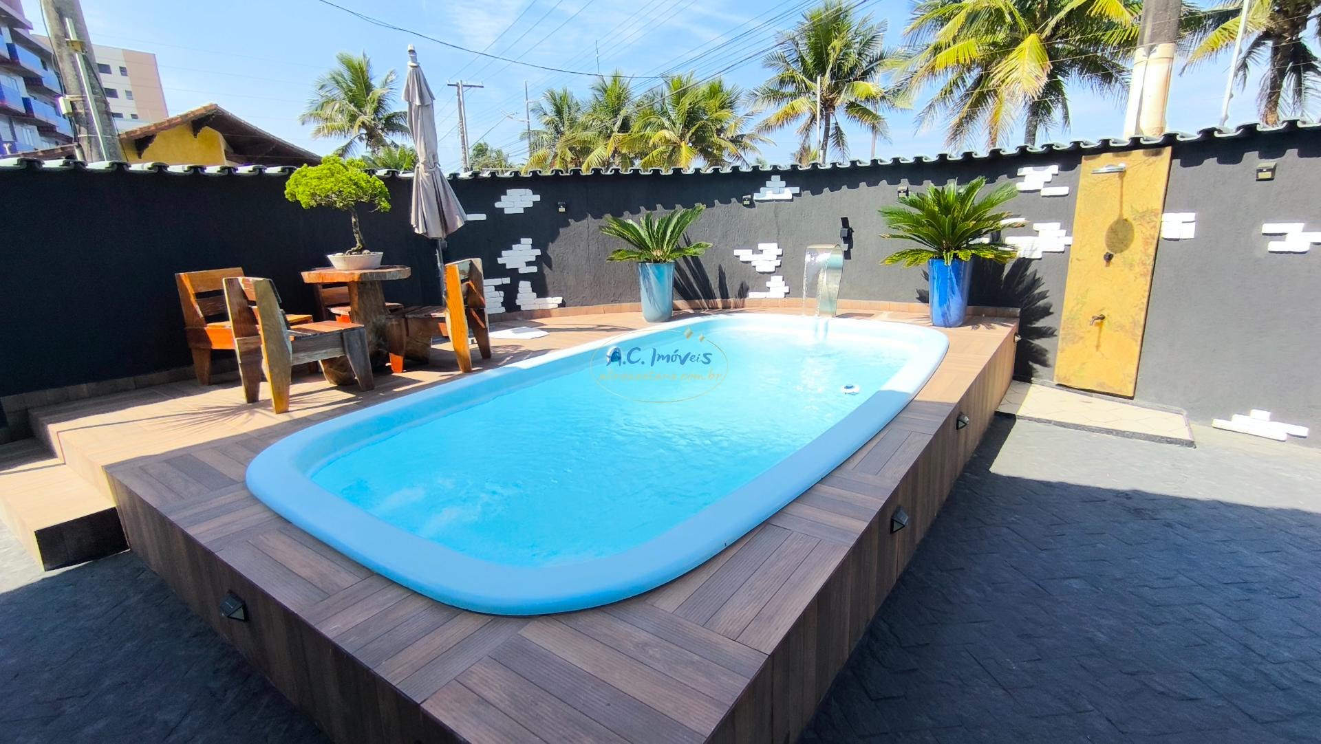 Casa à venda com 3 quartos, 1 suíte, 4 vagas e 88m² no Caiçara, Praia Grande (SP) — foto 2 de 23