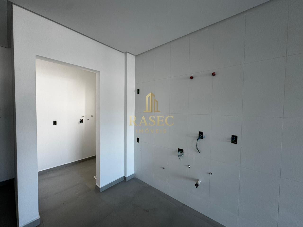 Apartamento à venda com 2 quartos, 1 suíte, 1 vaga e 68m² no Souza Cruz, Brusque (SC) — foto 2 de 10