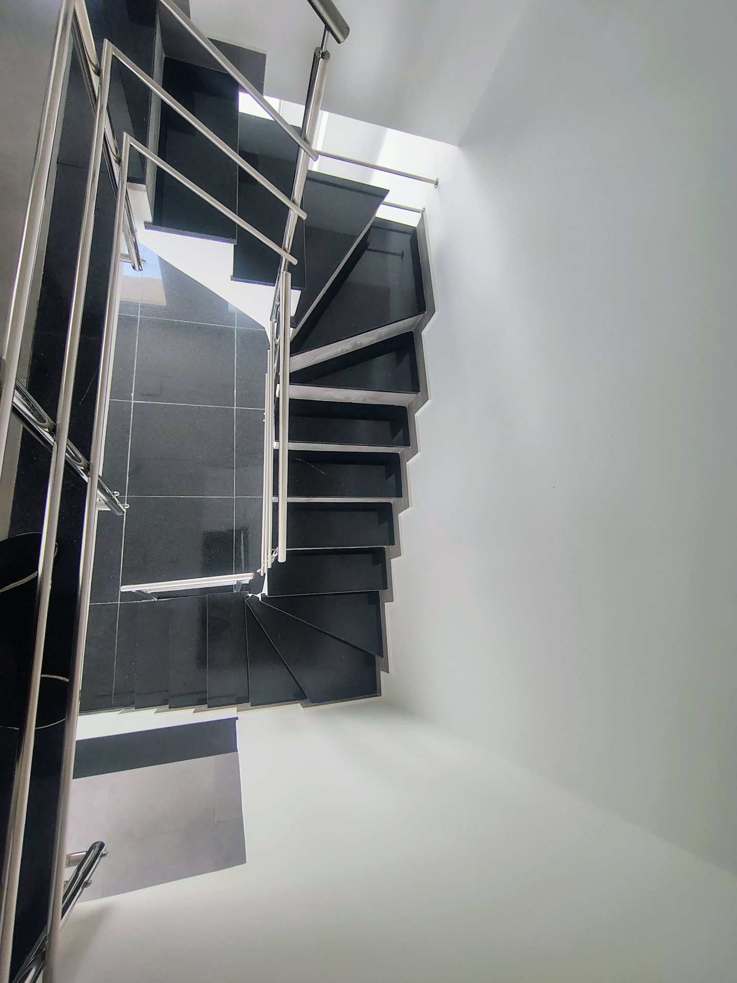 Casa à venda com 3 quartos, 1 suíte e 150m² no Santa Branca, Belo Horizonte (MG) — foto 2 de 30