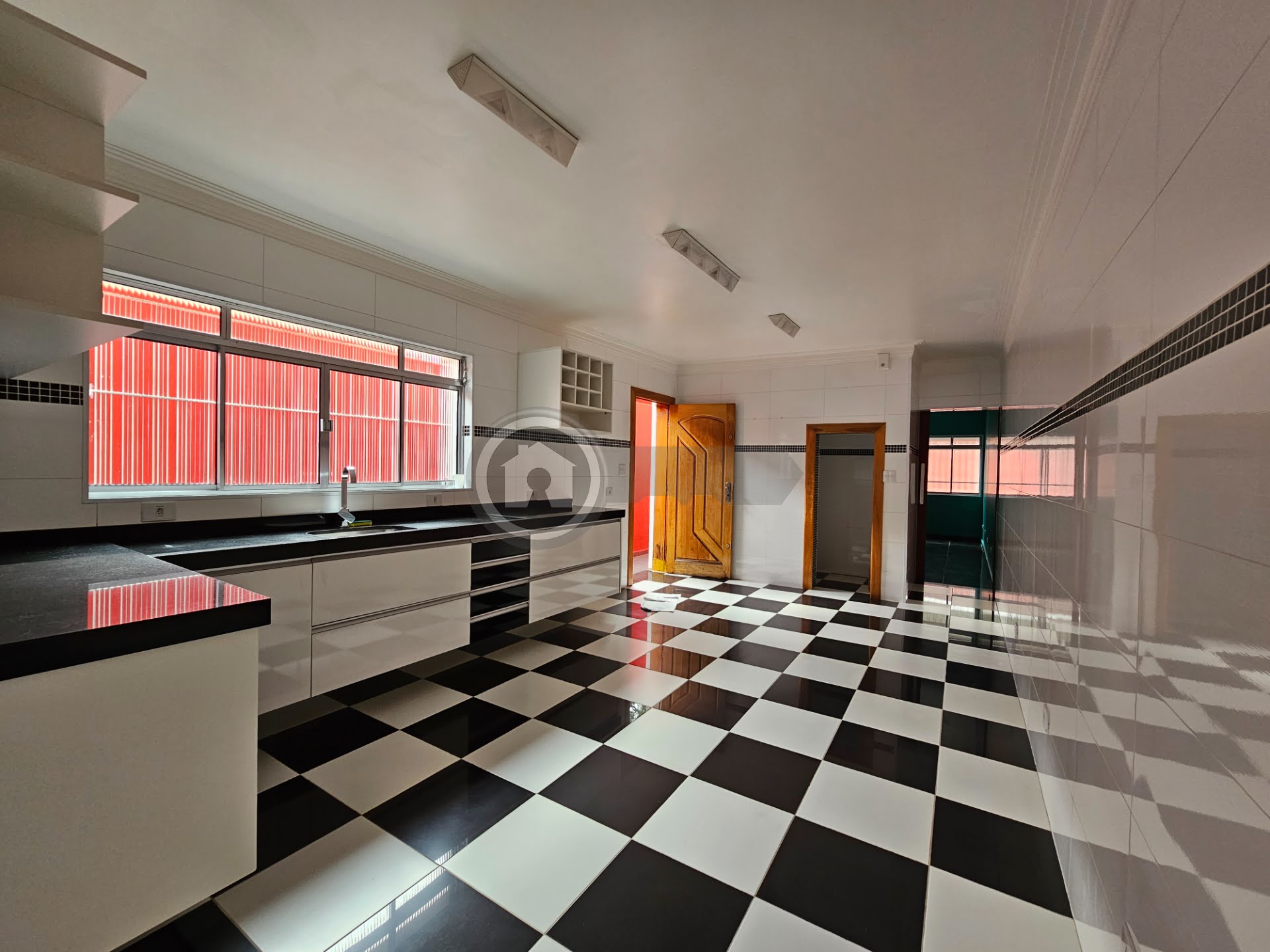 Casa à venda com 5 quartos, 3 banheiros, 5 vagas e 130m² no Gopouva, Guarulhos (SP) — foto 3 de 20