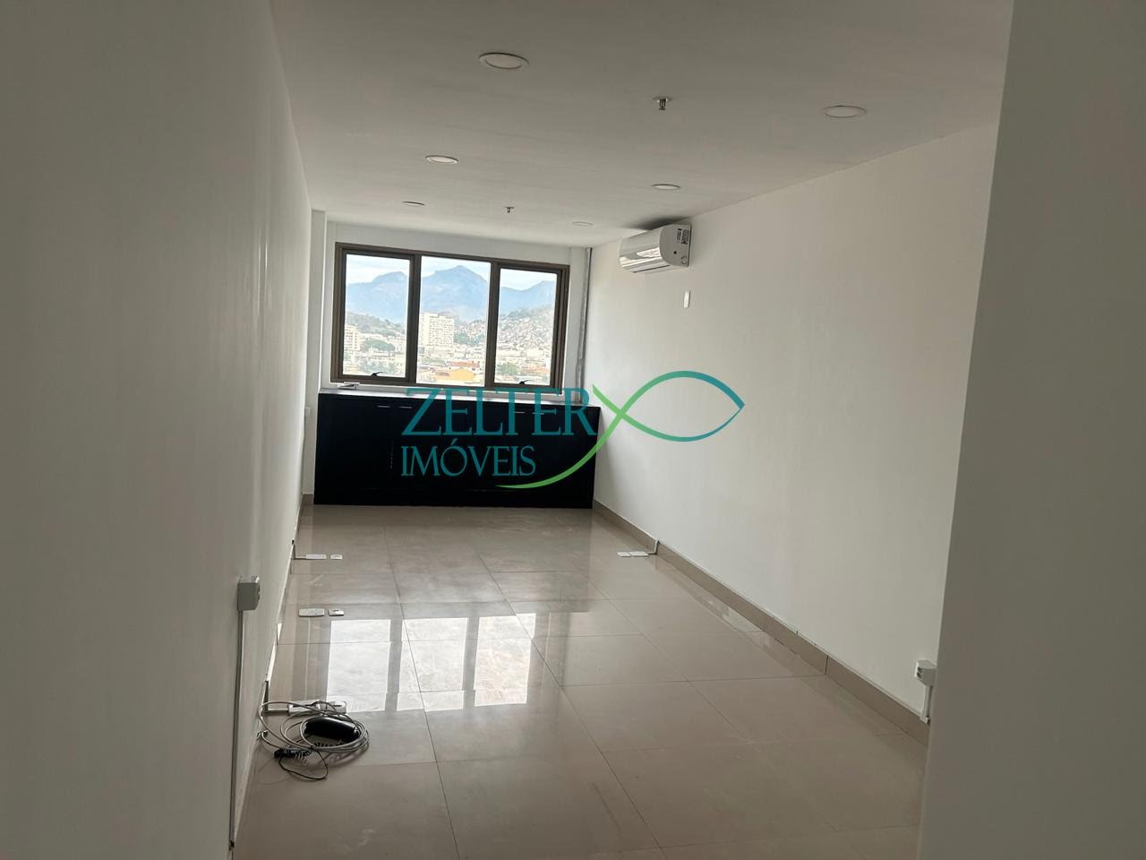 Comercial para alugar com 1 banheiro, 1 vaga e 27m² no Vila da Penha, Rio de Janeiro (RJ) — foto 8 de 9