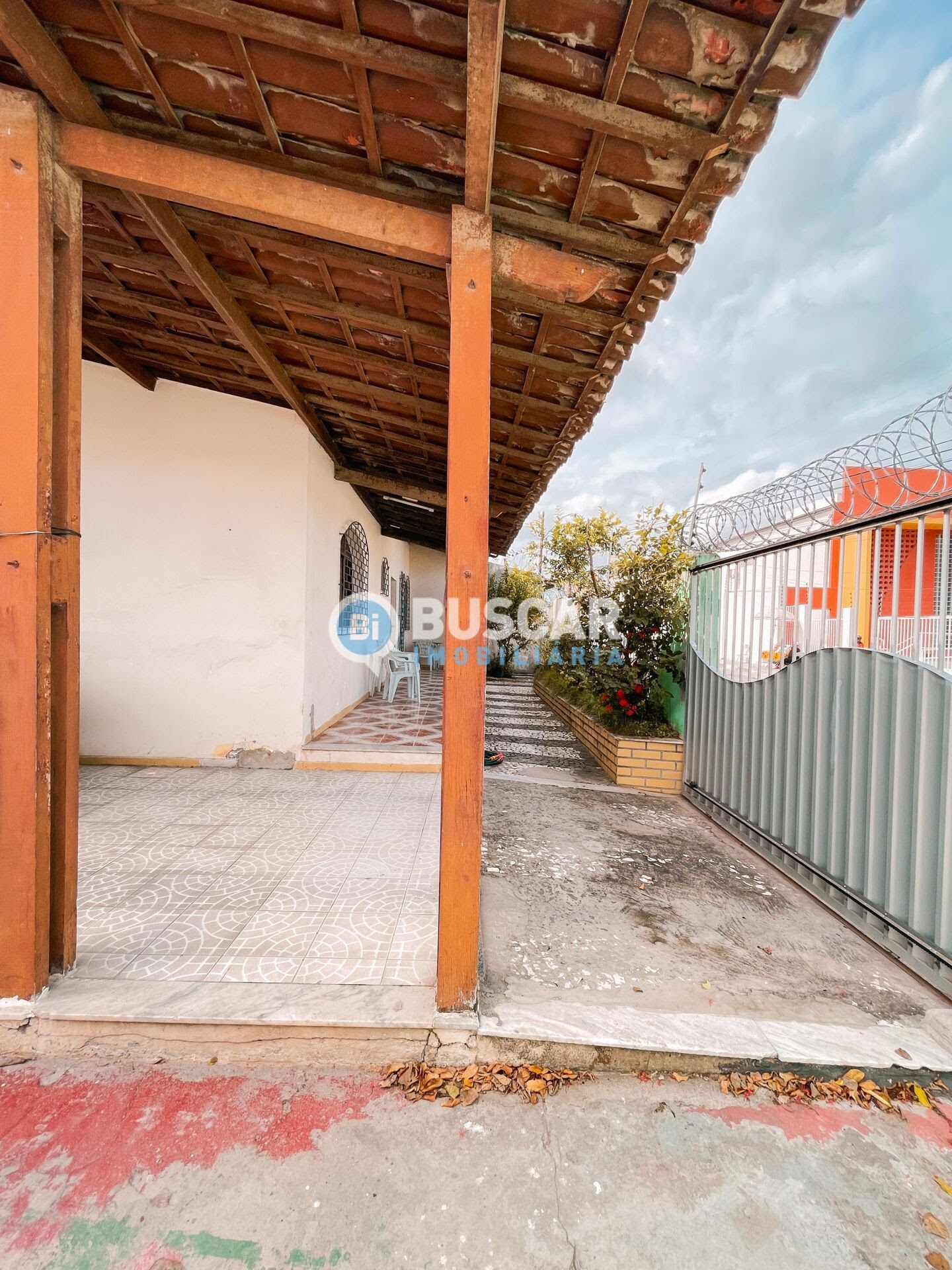 Casa à venda com 3 quartos, 1 suíte, 3 vagas e 360m² no Olhos D'água, Feira de Santana (BA) — foto 14 de 24