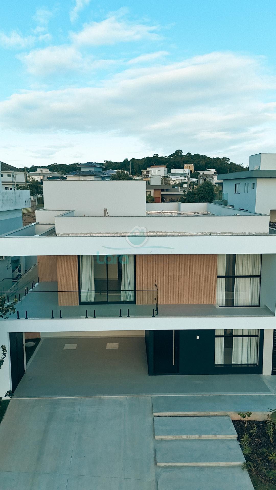 Casa à venda com 3 quartos, 3 suítes, 2 vagas e 259m² no Alphaville, Rio das Ostras (RJ) — foto 7 de 30